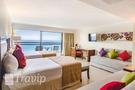 Deluxe-Family-Suite-Ocean-Front