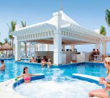 piscina-hotel-riu-emerald-bay_tcm55-157327